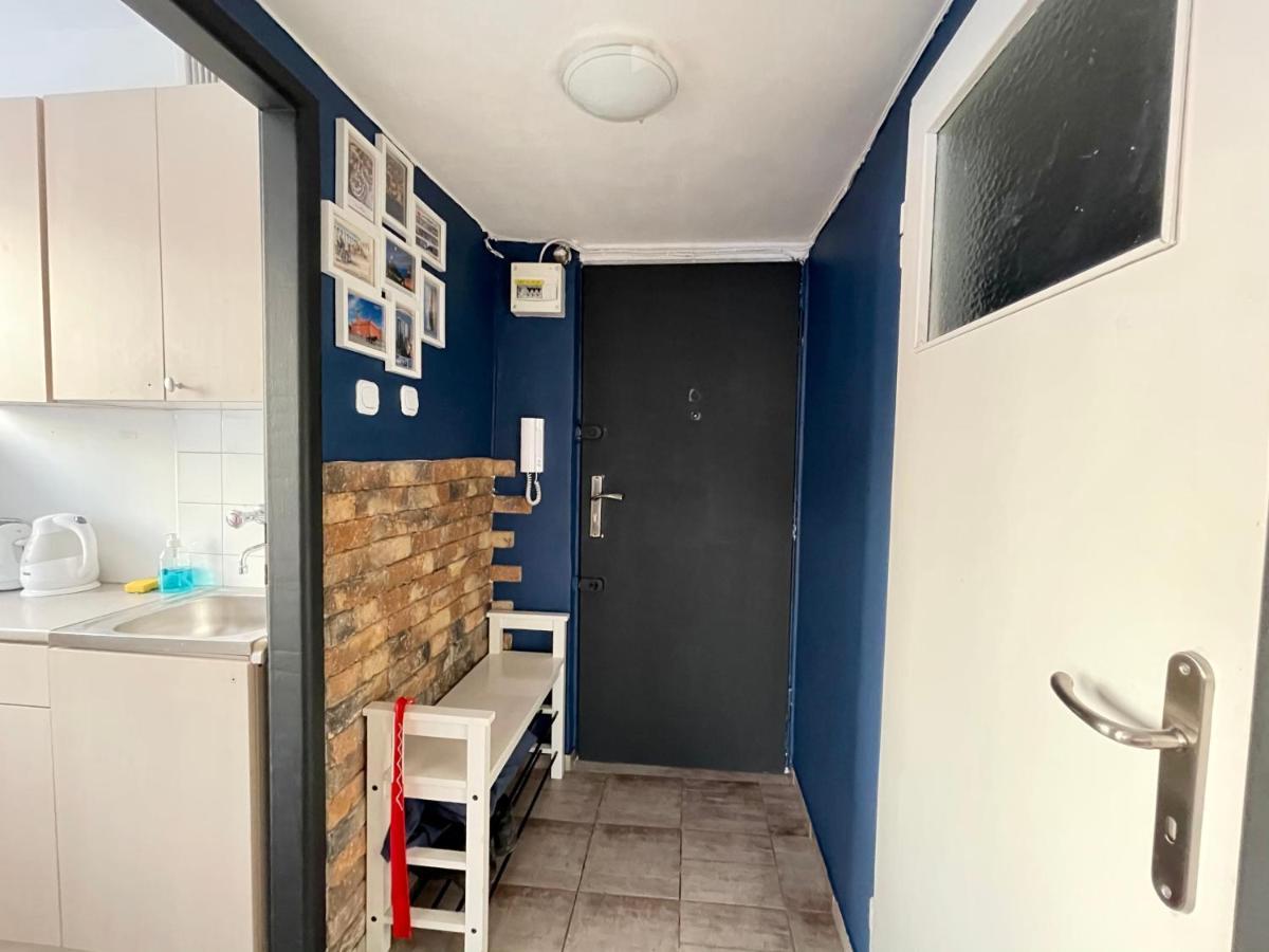 Super Apartament Blue Scisle Centrum Dwie Linie Metra Netflix Wifi 300 Mbs Panorama Miasta Warszawa Eksteriør billede